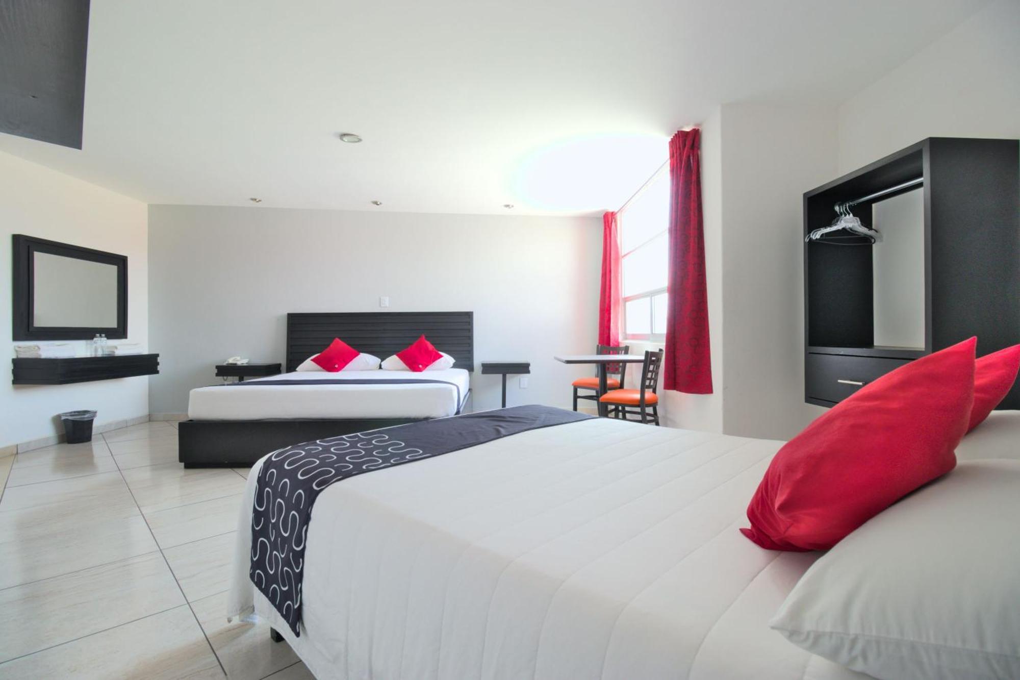 Capital O Hotel Euro Confort Pachuca Esterno foto